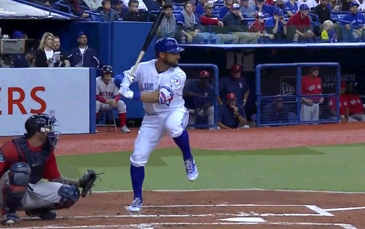 BlueJayHunter's tweet photo. Check out Kevin Pillar's brand new leg kick in action. https://t.co/fBAHIMNFZx https://t.co/kN7FRGriCJ