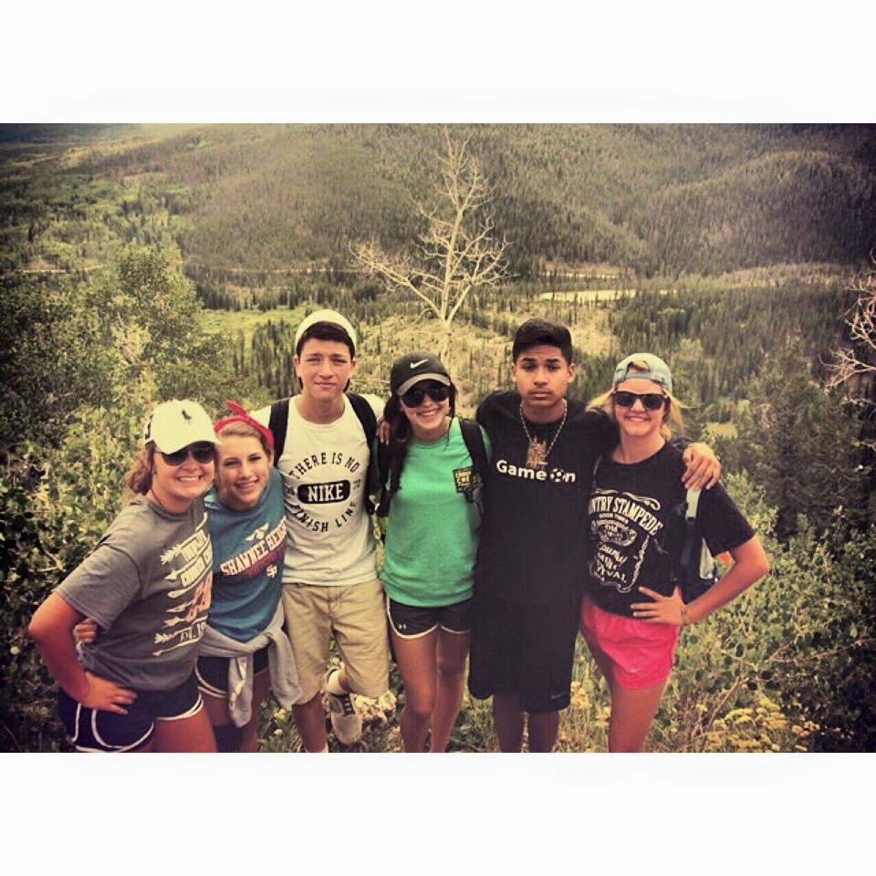TheBrendonStock's tweet photo. Happy birthday hunt!! https://t.co/lbWa5h0OCn