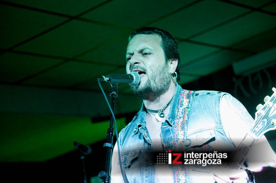 interpzgz's tweet photo. Disponibles las fotos de @ROCKEFFE #SueñosdeLocura @Synchronical @wargmetal #iz #interpeñas https://t.co/GNx03hJbgp https://t.co/Dd4cwyTBCa