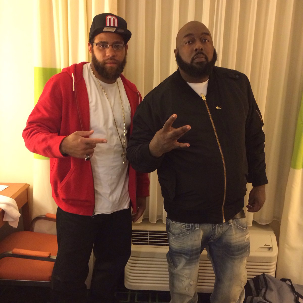 kingyaown's tweet photo. If you ain't beating @TRAEABN #ThaTruth2 album 🔫🔫🔫🔫🤓🔫 shoot yo self #inreallife https://t.co/Zgogt5aYBs