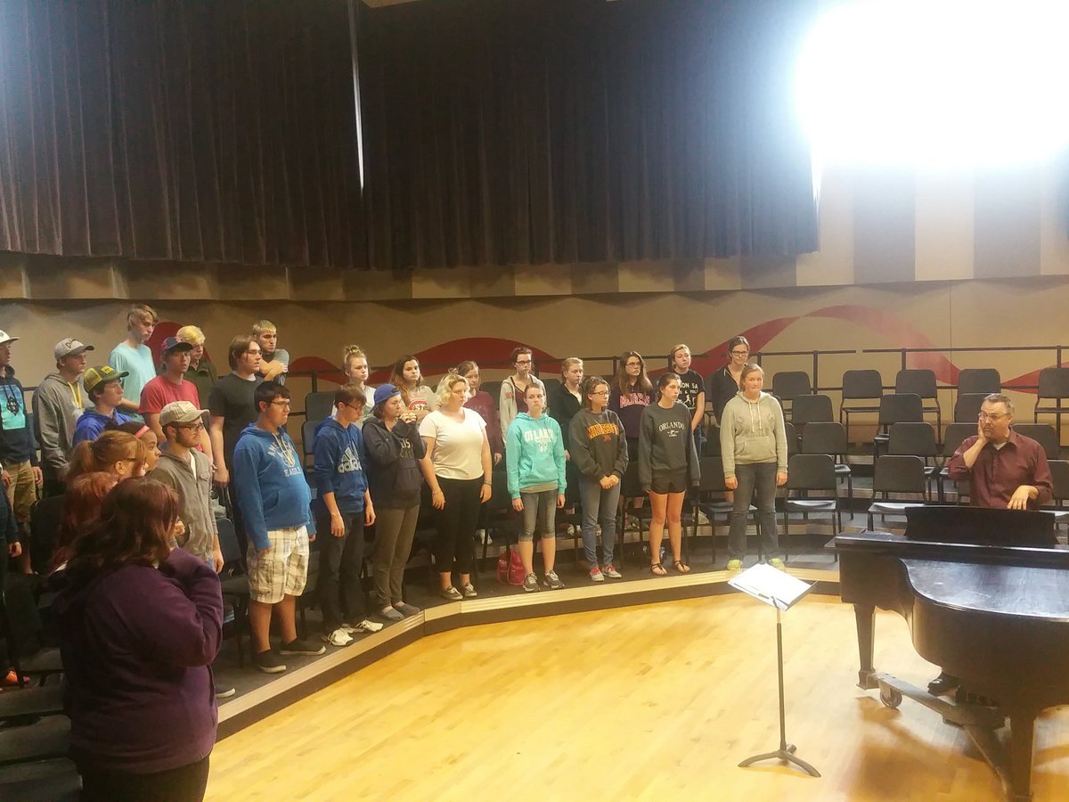 MoraChoirs's tweet photo. Choral workshop! #moraschools https://t.co/Uv3BOK7VTQ