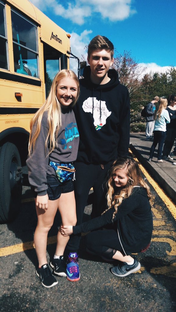 brandedalli's tweet photo. How I'm really feeling about @aaronbrandner7 &amp; @haileysue99  leaving me https://t.co/latKVy8fXS