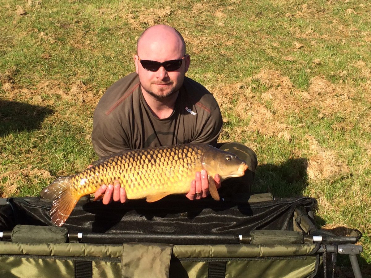 BarryRandall6's tweet photo. Improved on my pb today after a 24hour session , 15lb 4oz not a monster  but it's a start. https://t.co/X5JFO2OoIB