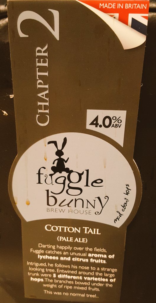 theroundrobinn's tweet photo. Jammy dodger &amp; Cotton Tail from @FuggleBunny both on for the Easter weekend &amp; both in fantastic condition! #realale https://t.co/iKTkUPaZPa