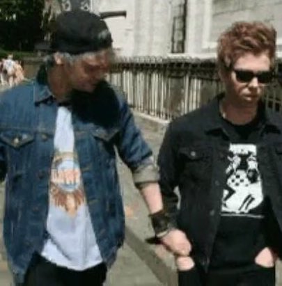 thingsaboutmuke's tweet image. 09:09💙