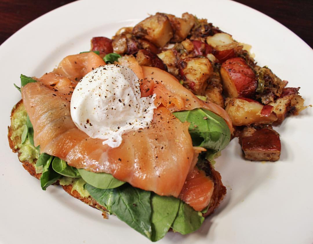 NEW weekend brunch here at #CaseysIrishPub: noon to 3pm every Saturday and Sunday.
