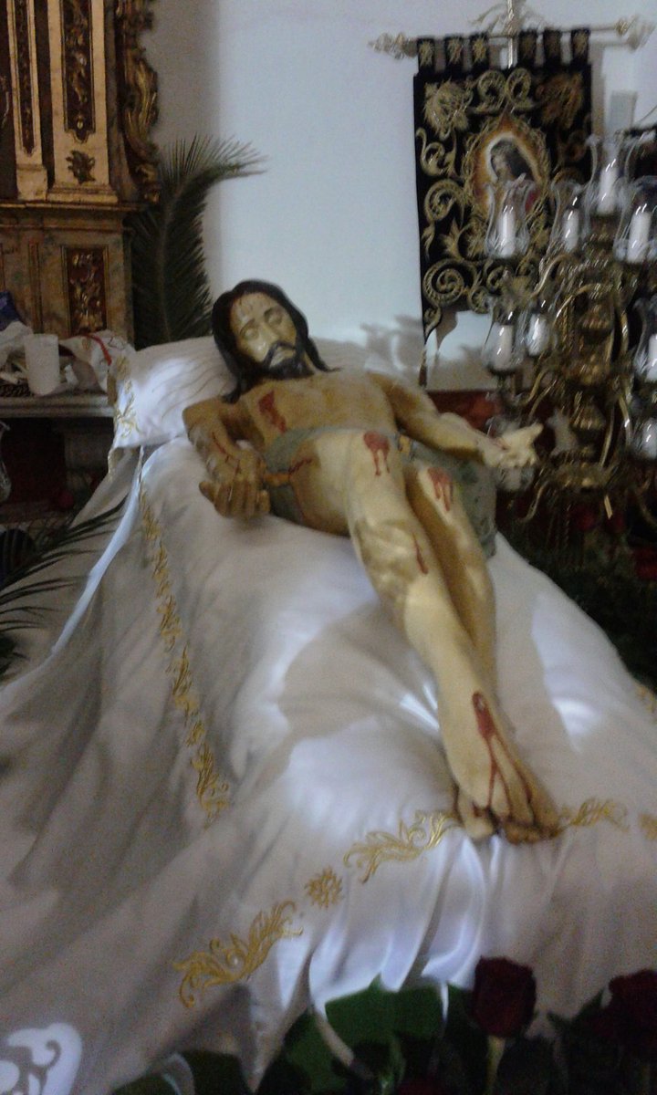 pedrommellinas's tweet photo. Santo Entierro #ViernesSanto #SSantaCalasparra @CfrSamaritana #Calasparra https://t.co/yovnouD9He