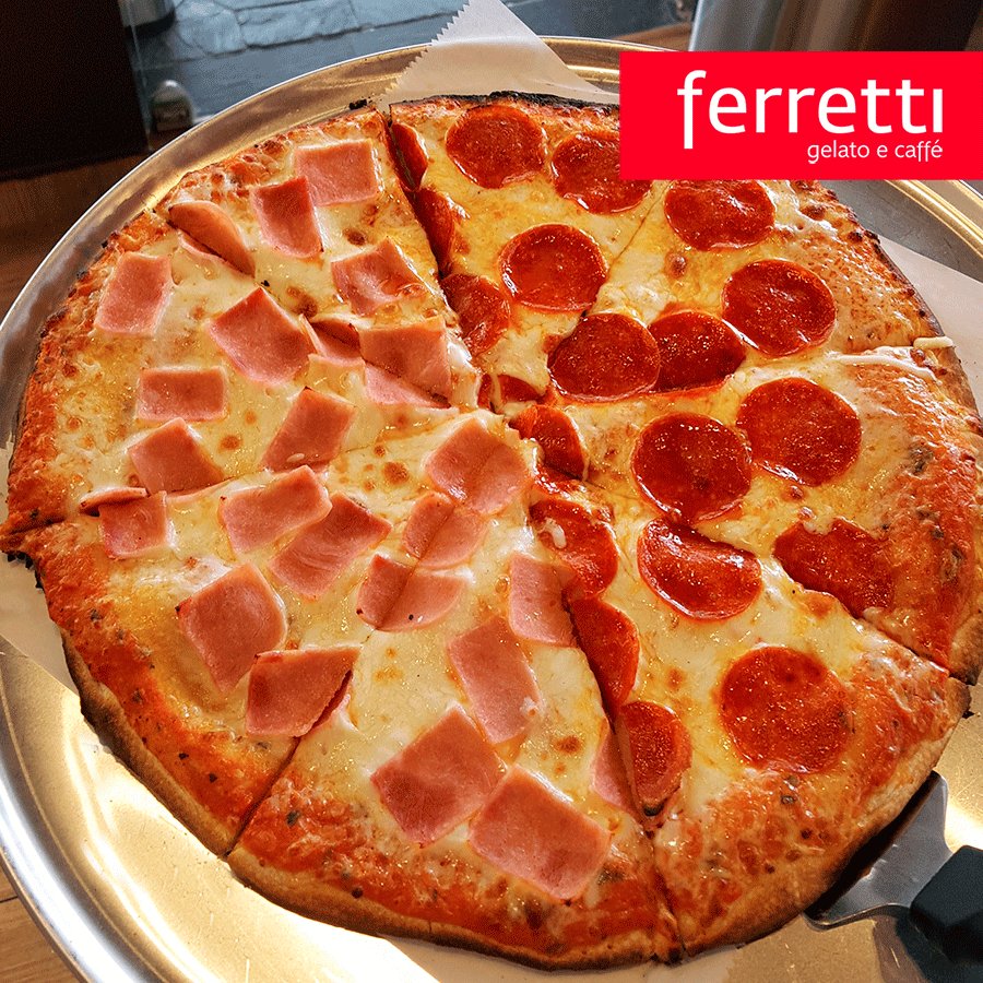 ferrettipanama's tweet photo. Sabes que puedes venir a #FerrettiPanamá hoy viernes en la noche y deleitar tu paladar con esta deliciosa #pizza https://t.co/8lEav4WwPy