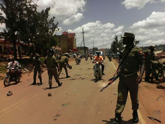 sdkafeero's tweet photo. Police in Mbarara clashed with @FDCOfficial1 &amp; @kizzabesigye1  supporters during the way of the cross @DailyMonitor https://t.co/nhZFsMGewt