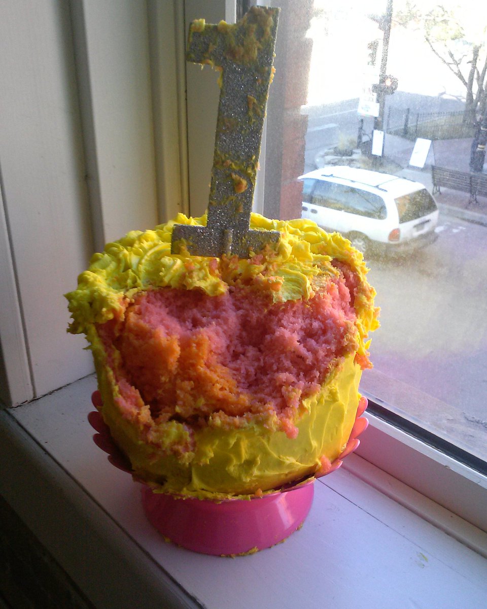kslovess__'s tweet photo. Hah destructionnnnn https://t.co/265GYLTunv