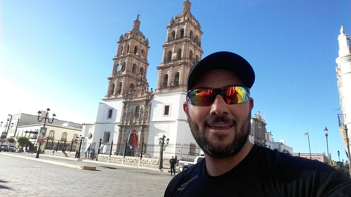 forrestrunteam's tweet photo. Corrida de Viernes Santo x centro historico de mi querido Durango. Entreno Maratón Villista y ultramaratón Guachochi https://t.co/bxk1ZRpgYj