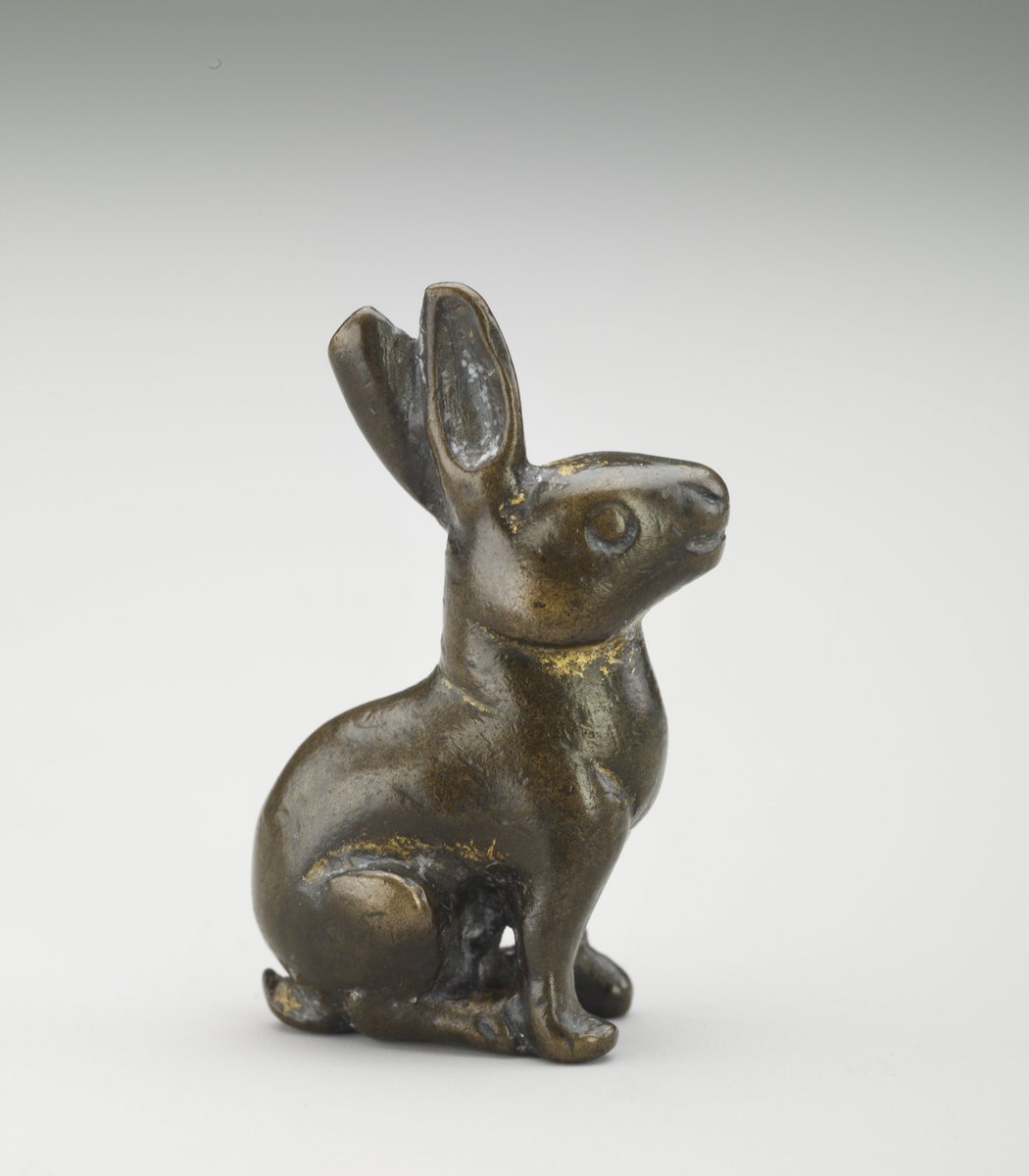 Happy #Easter from this jaunty bronze hare! He dates to Tang dynasty China. asia.si.edu/collections/ed…