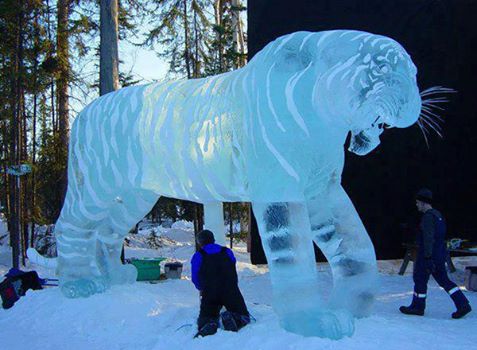 MySocialBuzz1's tweet photo. Amazing creativity made with ice. Retweet before it melts. #creativity #art #FactsGuide #interestingstories https://t.co/oeOzvBIDMR