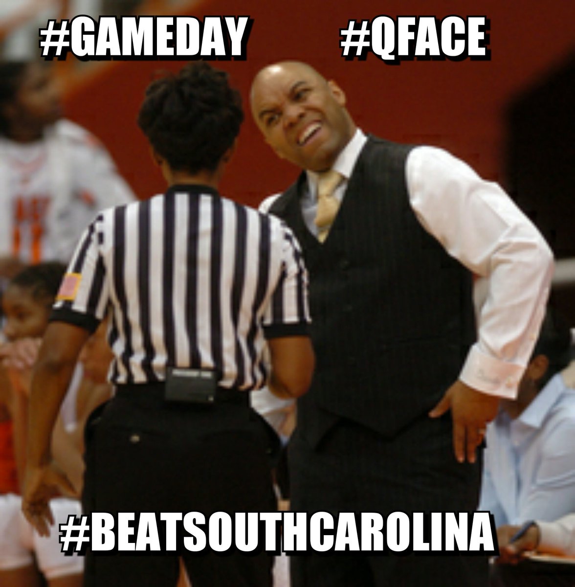 Cusememes's tweet photo. #GAMEDAY #QFACE #BEATSOUTHCAROLINA πππππ https://t.co/L02Brv0sr0