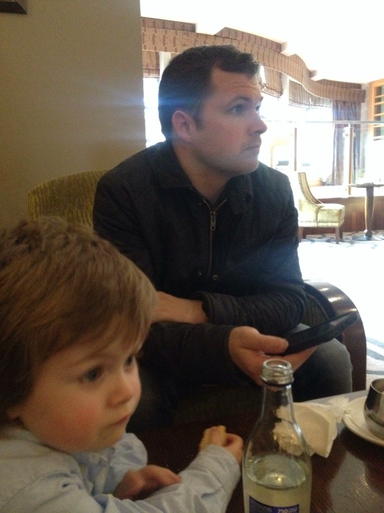 theoHOfficial_'s tweet photo. Daddy and me x https://t.co/yPZq63B5vE