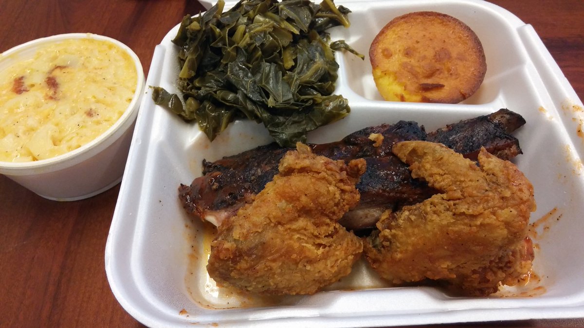 AngryManTV's tweet photo. Good Friday grubbin'!!! #rollingrib https://t.co/Jjopka5S0V