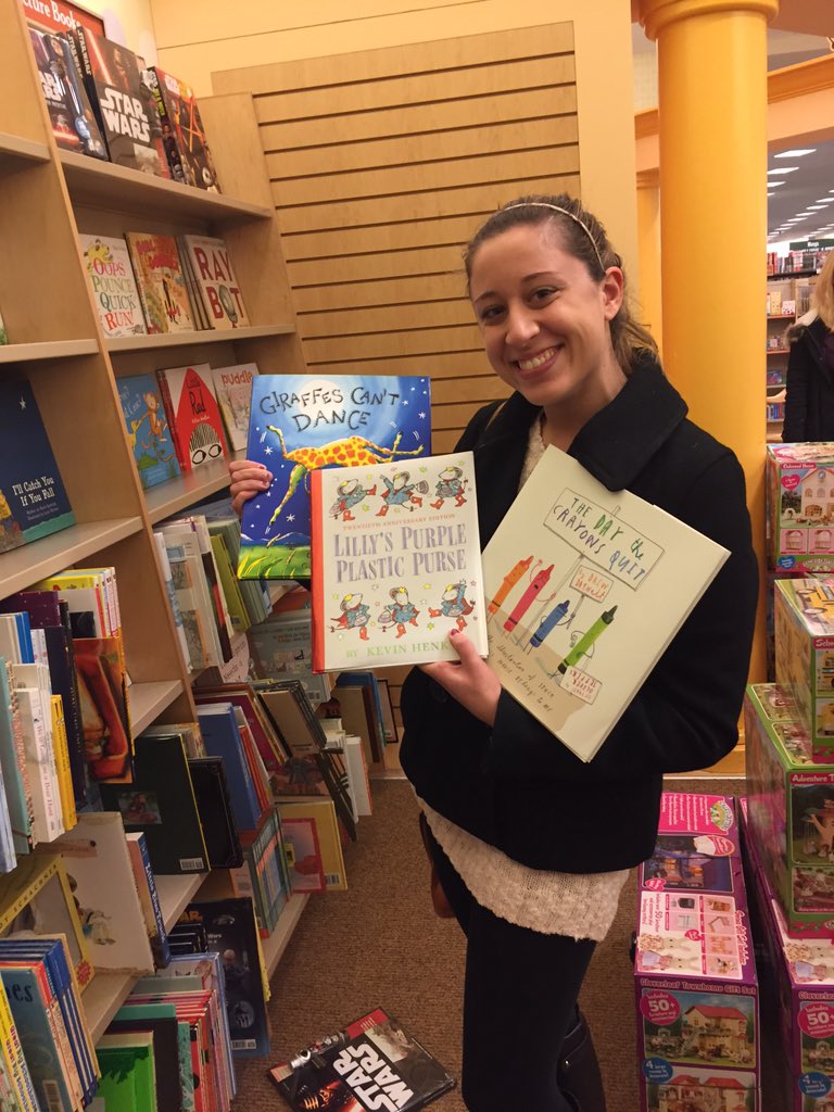 Danielle_ECSU's tweet photo. Helping my future sister pick some books out for her second grade classroom! @KimzeeP 📚 https://t.co/GZODrqxxYF