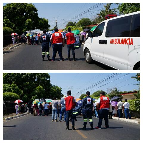 CrpSantiago63's tweet photo. 25/3/16 @CruzRojaPanama Comité de Santiago. En desarrollo Operativo Semana Santa 2016. Brinda Seguridad Via Crucis. https://t.co/WTyIHHOdPi