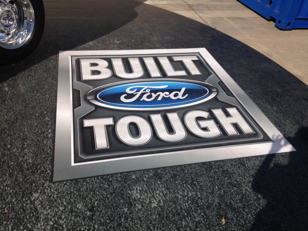 Ford_KristinH's tweet photo. Last show of the season for this #BuiltFordTough Gal! Stop by #FordNYIAS and see the #FutureofTough #2017SuperDuty https://t.co/KQOHIJAB6m