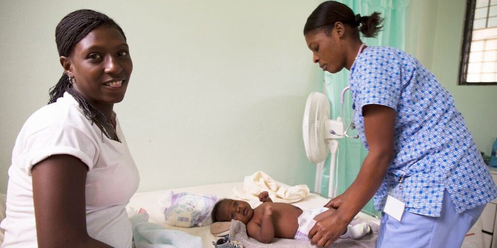 Happy moms, healthy babies! That's what's possible thanks 2 these women bit.ly/1Uhnyyk #WomensHistoryMonth