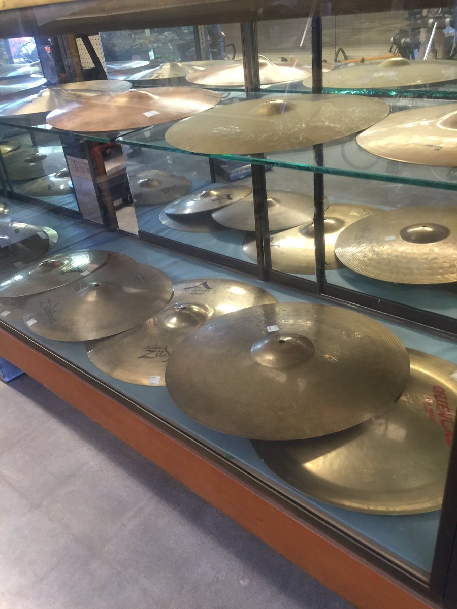 ArtsPawnShop's tweet photo. Where are my musicians at!!! 10 symbols available, different sizes come today 🎼 https://t.co/KQWTI5cMay