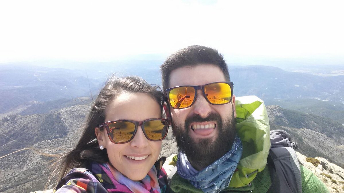 JFARRELS's tweet photo. Un Pic i tasqueta Pili sempre és bien!!.2teachers the holidays tb!
@irene_ferrer3 https://t.co/sRk7KR5goz