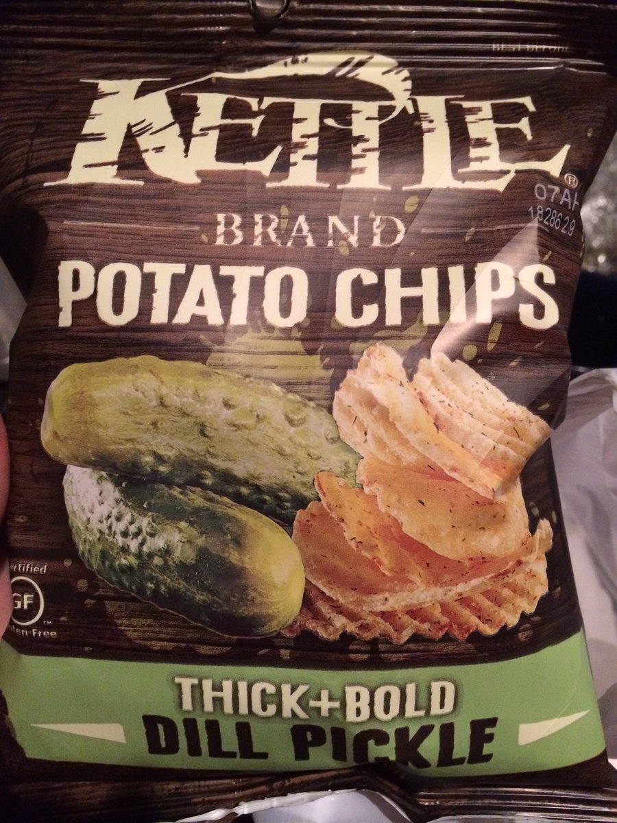 chipsofthetrade's tweet photo. @kettlebrand great crisp bite. Taste like a pickle, label don't lie 7/10 https://t.co/3K1w4klbSL