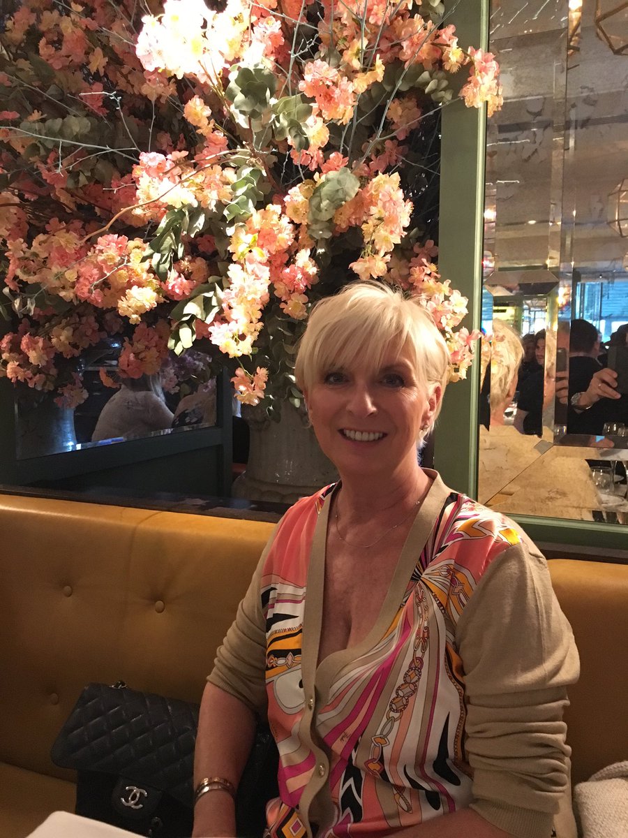 johnmsv's tweet photo. Beautiful #GoodFriday lunch with #mrsmsv courtesy @IvyChelsGarden #HappyEaster https://t.co/NIKItJXhYq