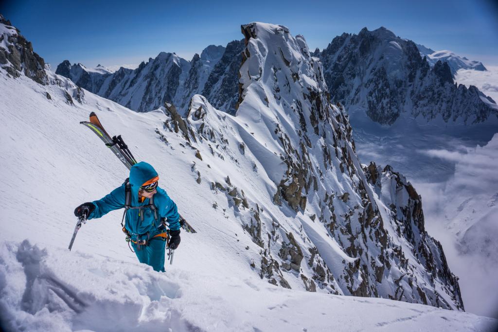 hardwear's tweet photo. After 16hrs of ascent and descent over two days @vivian_bruchez and @kilianj put up two new routes in Chamonix! https://t.co/6Selj7PpR3