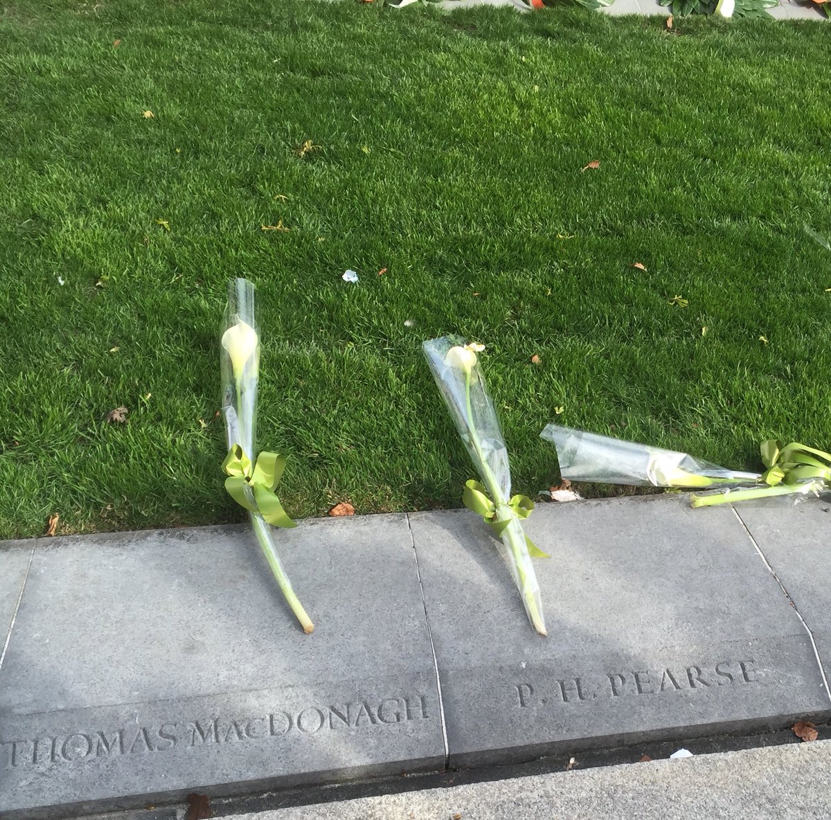 M_McGuinness_SF's tweet photo. At Arbour Hill,where the the Leaders of #1916EasterRising are buried. Good 2 see @mfearonsf read the Roll of Honour. https://t.co/gPMy5npQSi