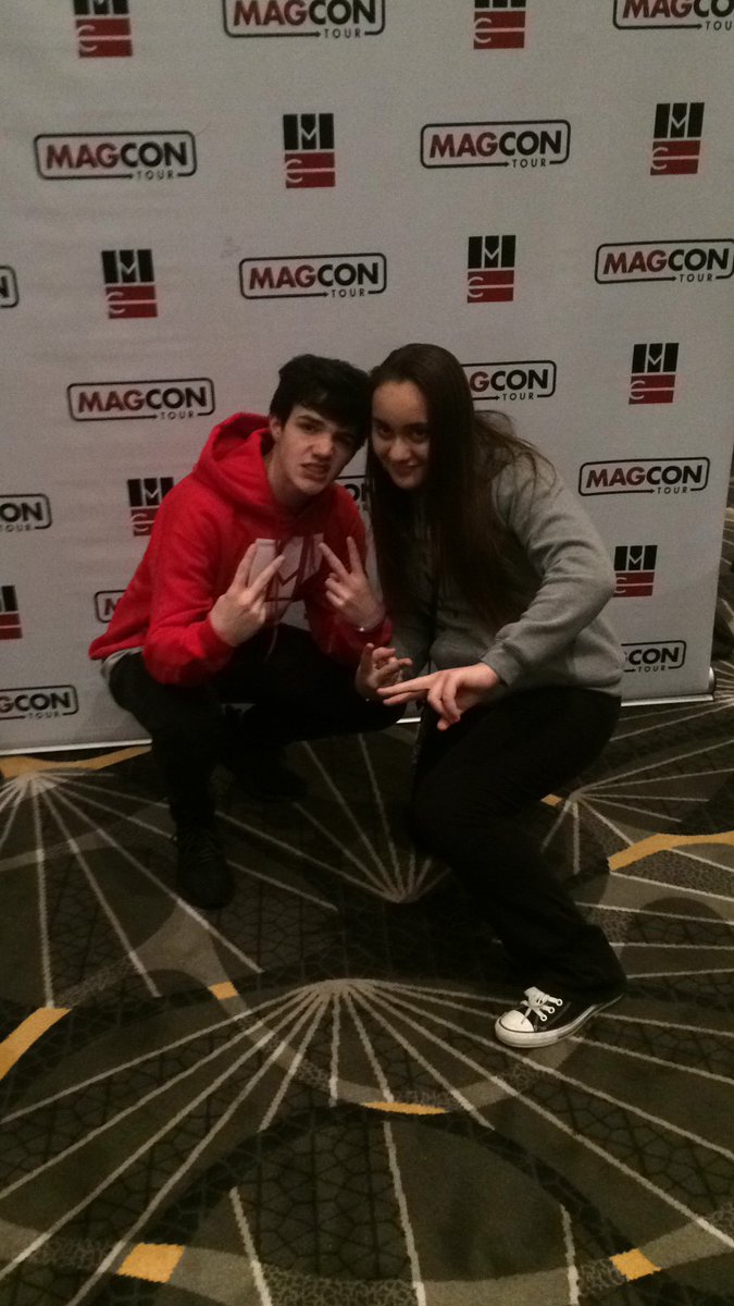 simplyxadri's tweet photo. Miss this little cutie 🙈 @AaronCarpenter :): take me back #magconboston https://t.co/b14AlSzLfS