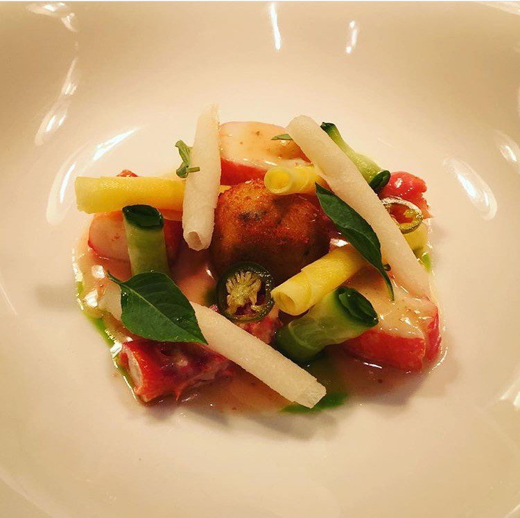 MO_MIAMI's tweet photo. Delicious dish of fresh King Crab prepared by @ChefBen2334 of #AzulMiami captured by IG fan KrisPlasencia! https://t.co/XCr9Y4IaA2