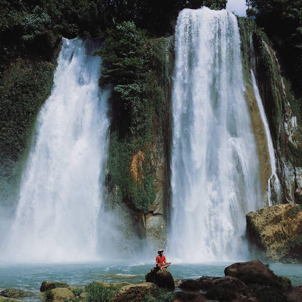 leajeans's tweet photo. Tempat ini mempunyai 2 curug sekaligus nan eksotis: Curug Awah Ciletuh, Sukabumi (pic by Piknik Yuk) #LeAdventures https://t.co/jxhrdqiuLH