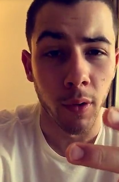 mutualjonas's tweet photo. I'm not a player, I just crush alot. 😘 #Close #CloseVideo #RockBottomVideo https://t.co/qQJ1McWqqR