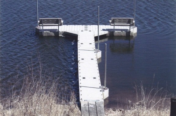 MarineDockLift's tweet photo. We are the dock &amp; lift experts! We meet you on site to make sure you get the dock or lift that best matches the con… https://t.co/PtiDpVZJ0i