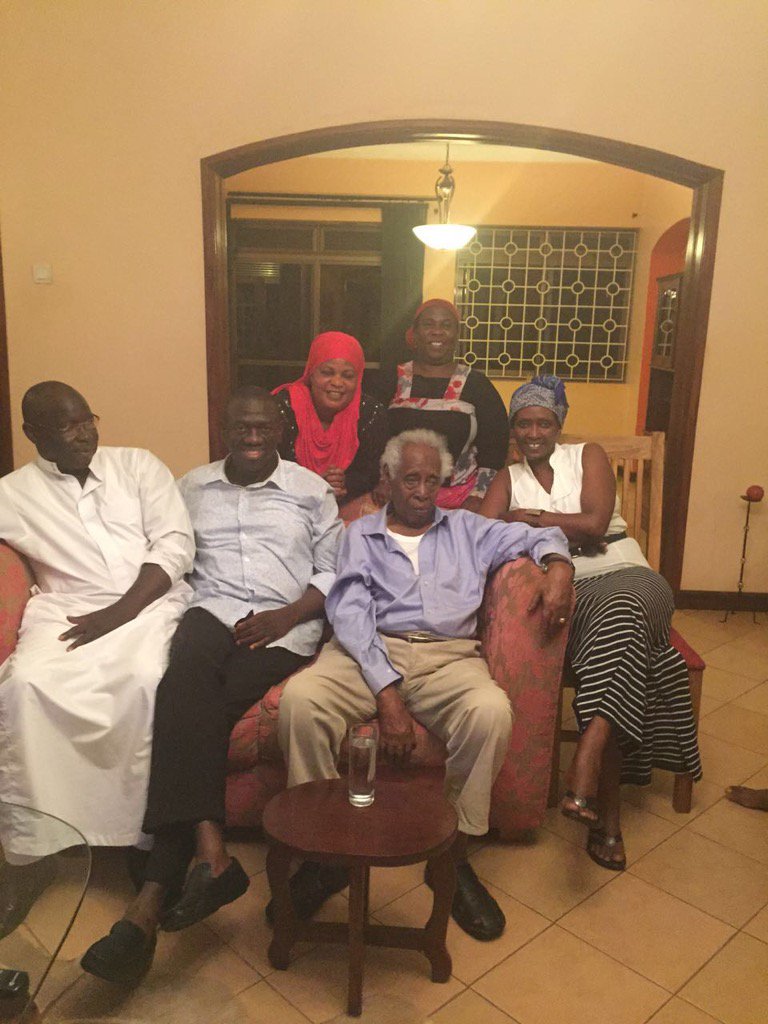 Winnie Byanyima On Twitter Haji Obed Kamulegeya Family My Father Sis Edith Visited Kizzabesigye1 In Prison On Our Farm Ugandadecides Https T Co Qn0mbdahrj