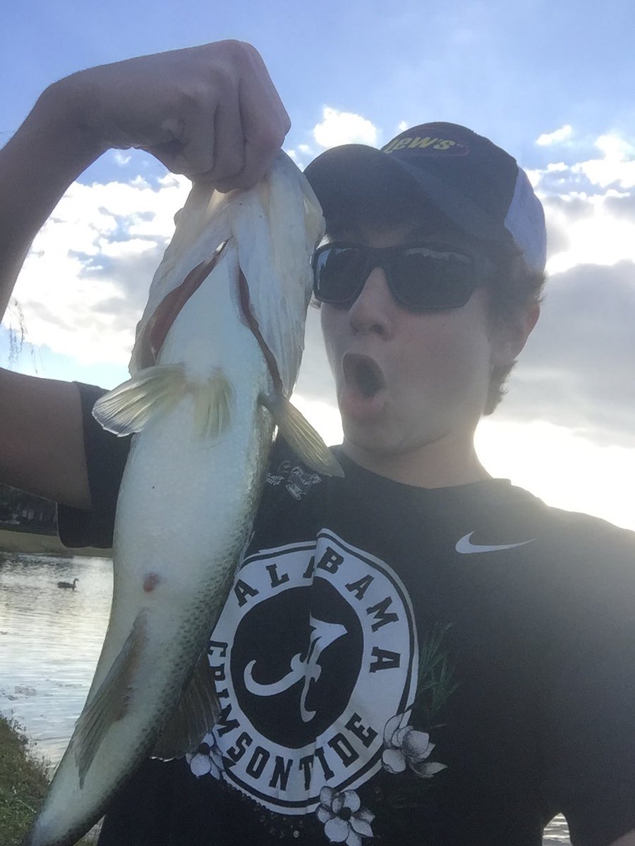 BassinBackwoods's tweet photo. #FatFishFriday @BASS_nation https://t.co/dJfDkEfVrd
