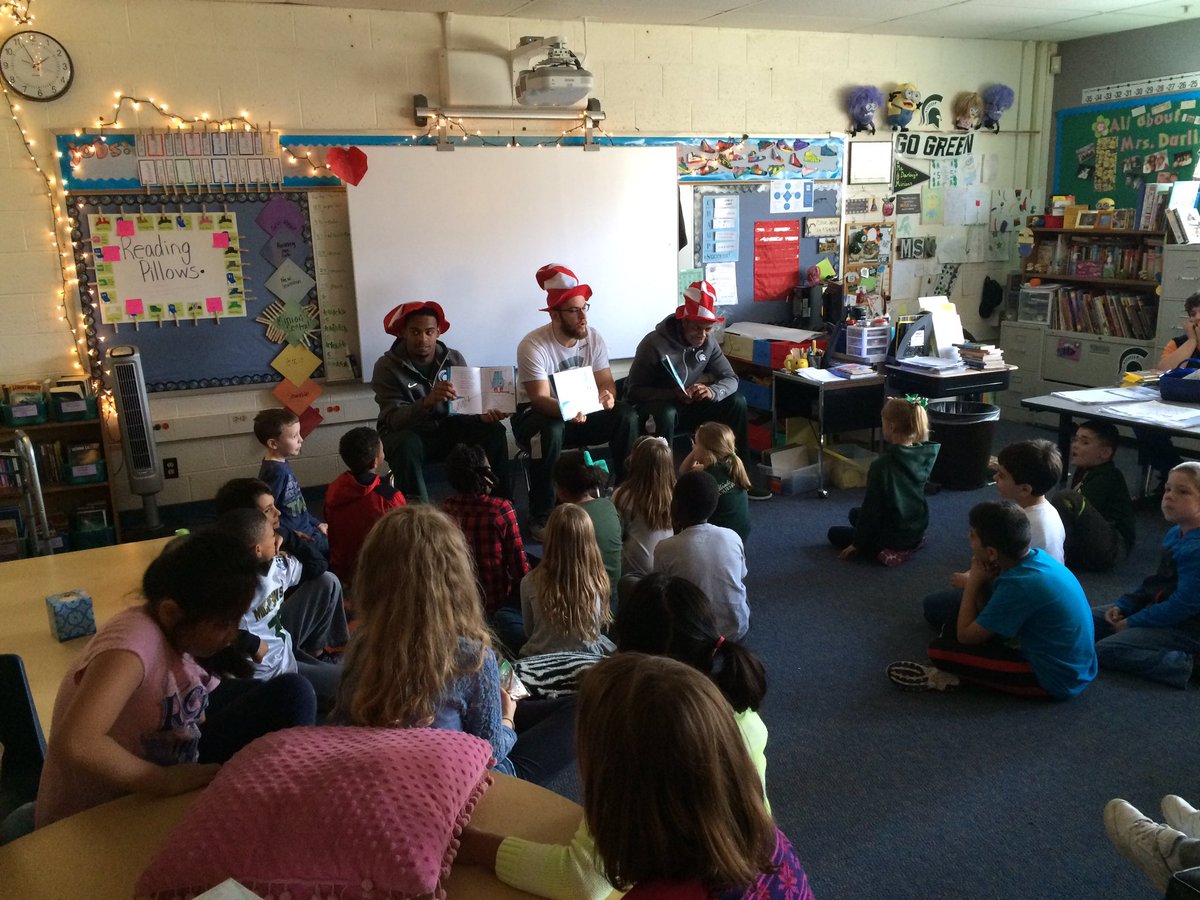 MSU_FBRecruits's tweet photo. Josiah Price and Demetrius Cox giving back by reading to the kids at Donley Elementary School. https://t.co/hlnY4EDjSY