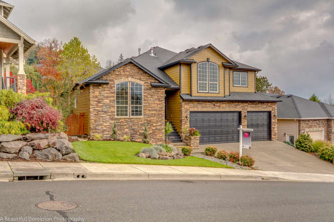 SWBGroup's tweet photo. Price reduced!! Gorgeous &amp; move-in ready! Call us today 360-836-6799 #realestate #warealtors https://t.co/2SJQj3Fzug https://t.co/nhaRAhosS4