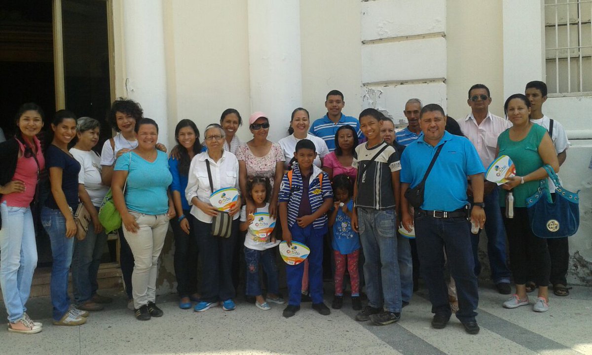TransCaraboboCa's tweet photo. #Corprointur y #TransCarabobo en #Alianza #VisitaALos7Templos de feligreses de #MiguePeña #IglesiaSanJose #Valencia https://t.co/mR9Q1dlf4G
