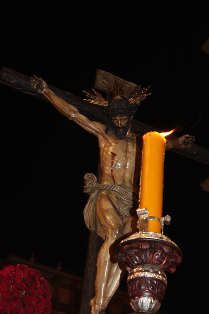 davidrguez777's tweet photo. Santísimo Cristo del Calvario #SSantaSevilla16 #SSantaElCorreo #SSantaSevABC #elllamadorcsur @Hdad_Calvario https://t.co/gKiEhboFQJ