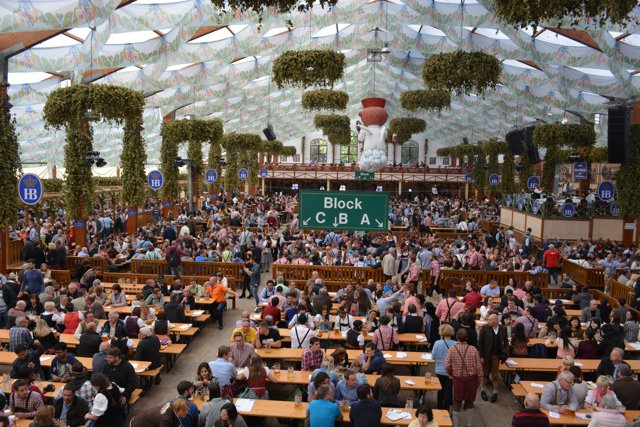 TripAside's tweet photo. Best Tips for Celebrating Oktoberfest in Munich https://t.co/fgzJfn408w via @TravelYourself https://t.co/DKzqs8MZKC