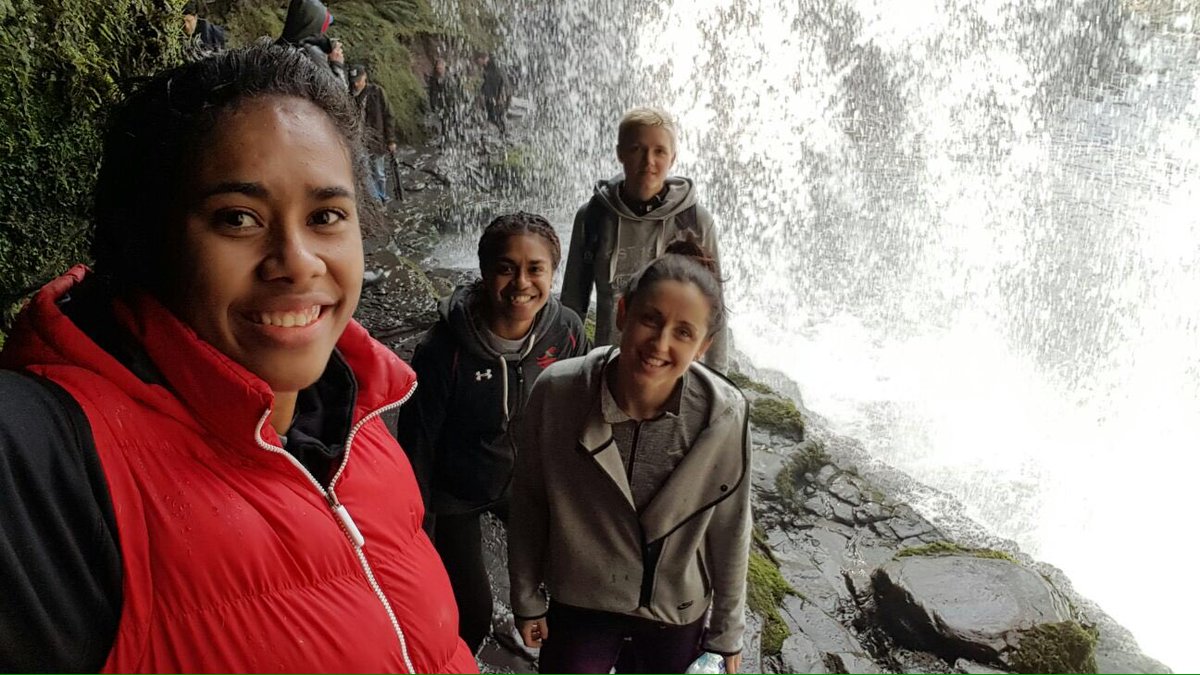 SuzyDrane's tweet photo. @FijiNetball we're looking after your girls here in Wales @KahatokaEpisake @rusky_afa #GoodFridayfun https://t.co/H3MKMtBYqc