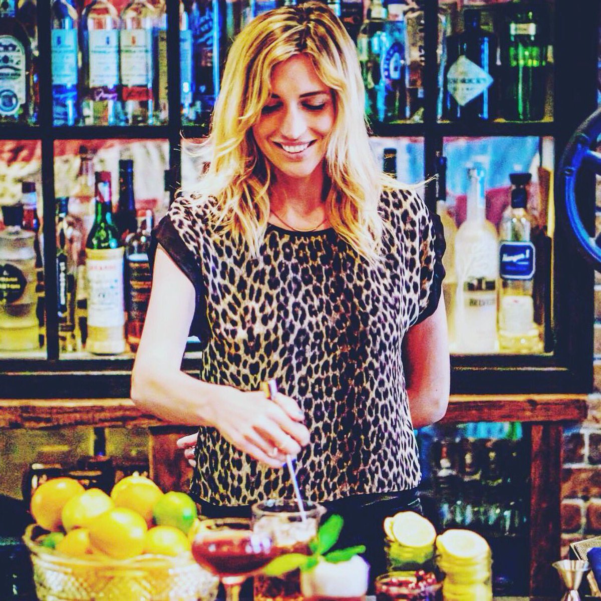 PerDiemSF's tweet photo. Meet Alexa-Per Diem Beverage Director. Mixtress of our fresh, local, and #California influenced brews and cocktails. https://t.co/OgGGUcGdTd