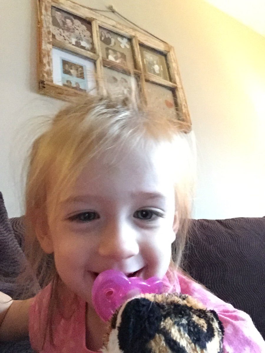skforster's tweet photo. #waitingonunclemarty #greatspringbreak #sweetface#stinkypete https://t.co/S7E0U6Kax1