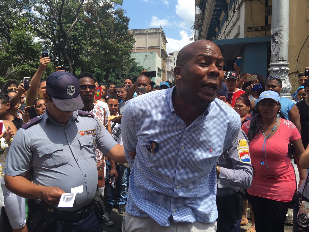 nparchik's tweet image. Let your citizens speak their mind, #Cuba! #arrested #protest @BBCWorld