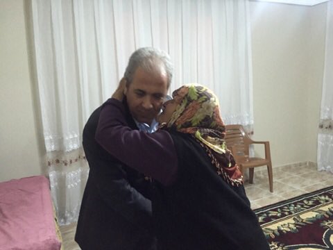 samiltayyar27's tweet photo. Yoksul yurttaşlarımıza ev yapıp hizmette yarışan İslahiye ve Nurdağı belediyelerimizi kutlarım. Bu dualar yeter... https://t.co/lBLuPpE1gR