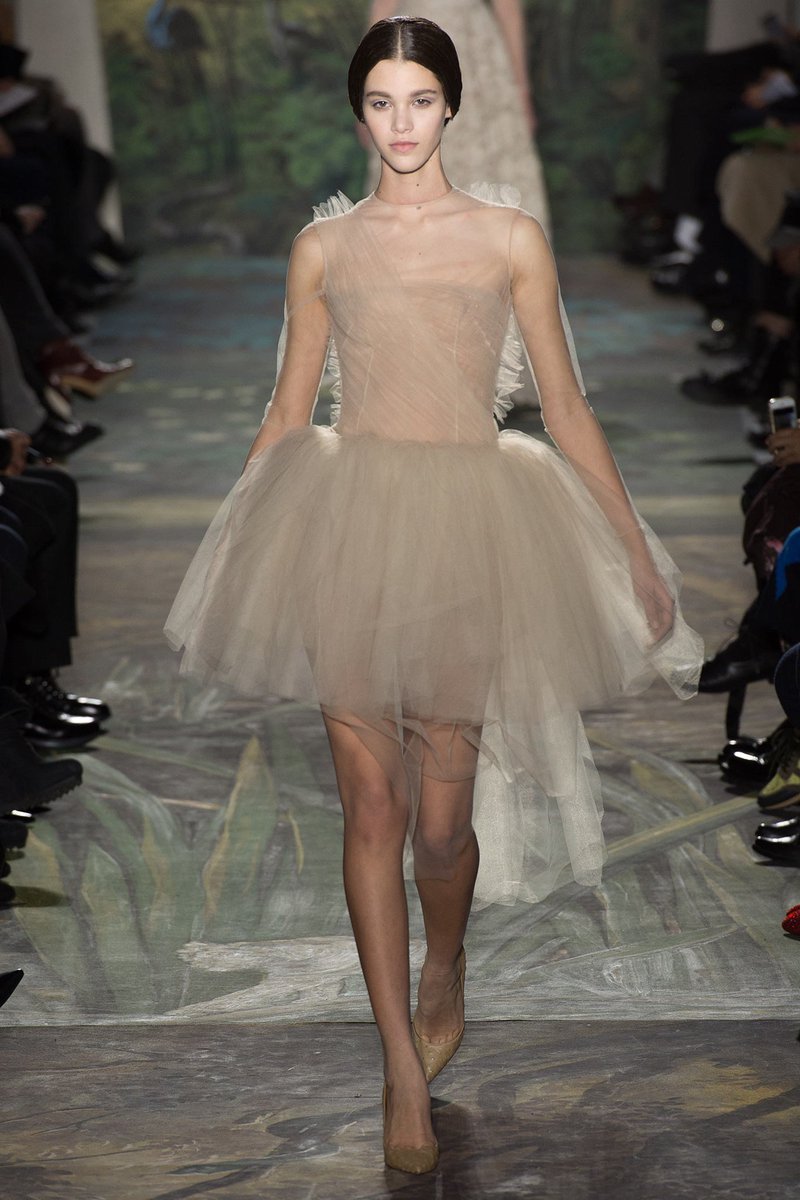 voguemagazine's tweet photo. How fashion has interpreted the work of Edgar Degas on the runway over the years: https://t.co/AIJdr3P6gC https://t.co/jS0Rv4gLuF