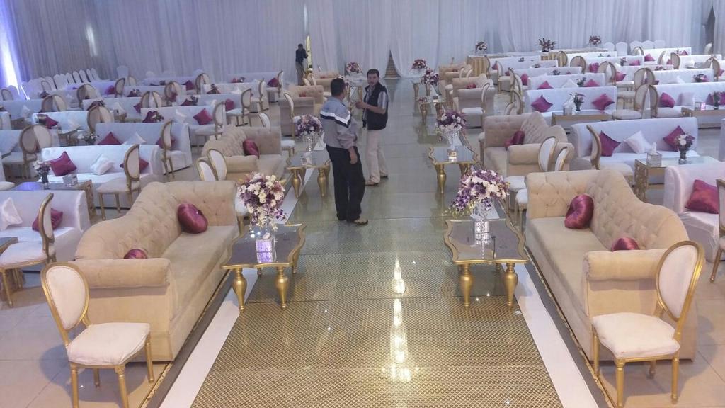 hflte2's tweet photo. تنسيق وتجهيز الحفلات والمناسبات اعراس 👰 حفلات تخرج 🎓 كوش 💞 تصوير 📷 🎥 حفلات خاصه 💖 #تخرج #اعراس  للاستفسار0557807872 https://t.co/1VuL1kAJmf