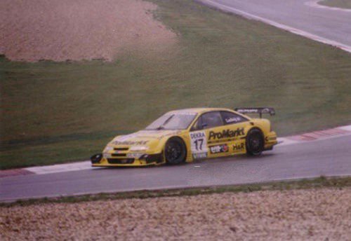 ITC1996's tweet photo. Klaus Ludwig, Opel Calibra, Nürburgring ITC 1996 #ProMarkt #ITC #Opel #Zakspeed #Nürburgring #Calibra #elf https://t.co/YOzg40E1Gz